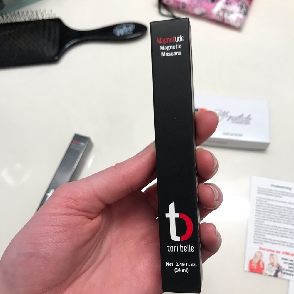 Magnetic Lashes - Picture 8 of 12